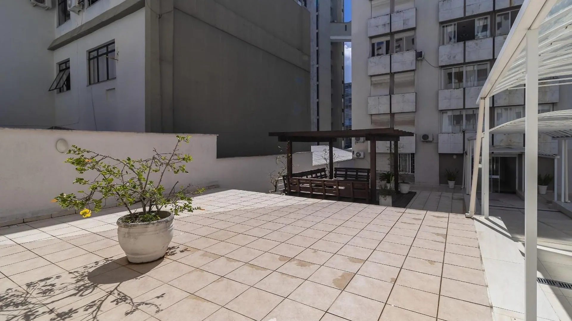 Lindos Apartamentos No Centro De Floripa - Cpn Флорианополис Апартаменты