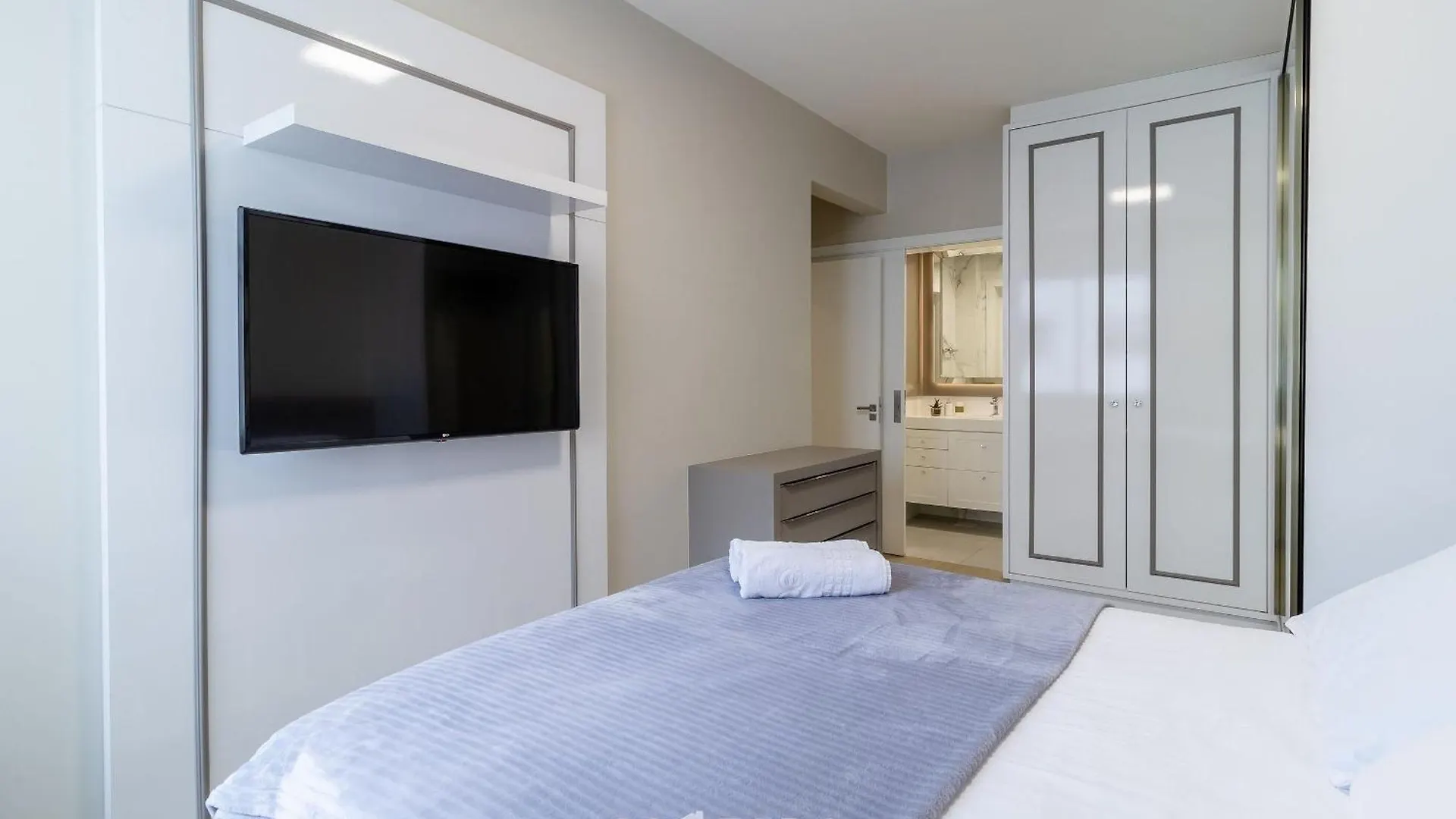 Lindos Apartamentos No Centro De Floripa - Cpn Флорианополис Апартаменты